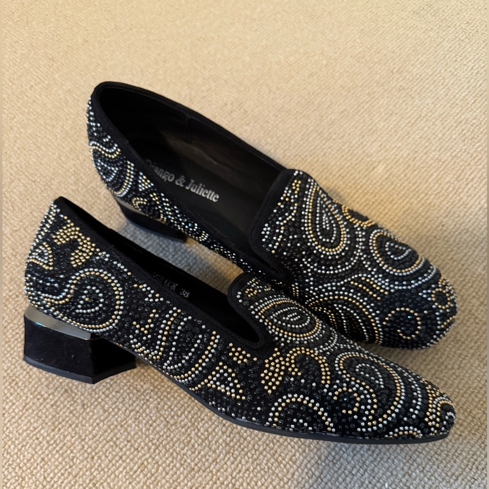 Django and Juliette Garrick loafer